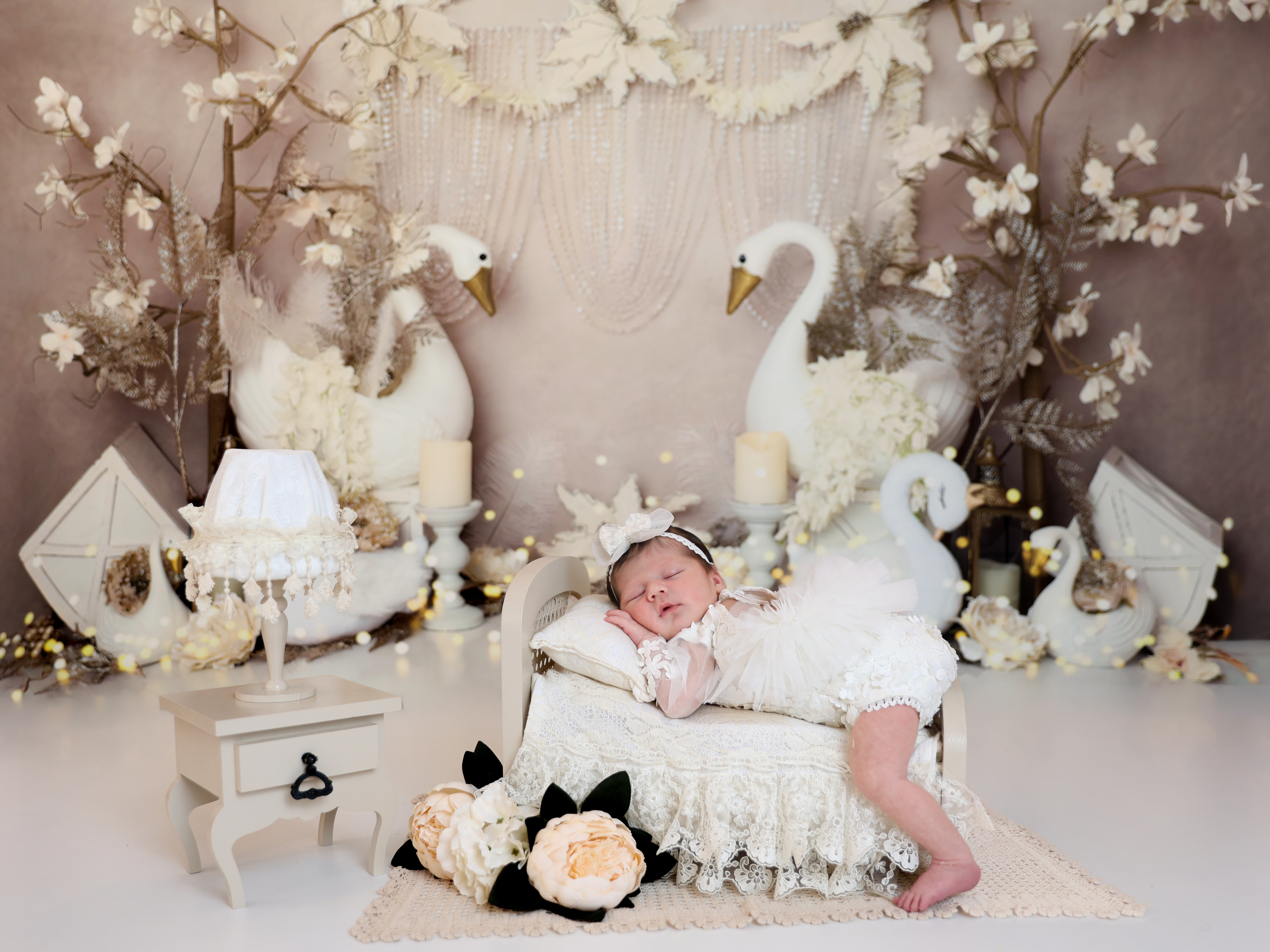 Ordu yenidoğan çekimi — kuğu konsepti, Nil's Baby Studio